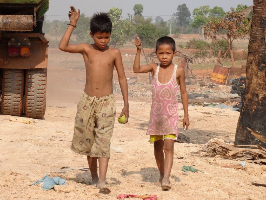 Pictures of Poor and Poverty in Cambodia from Poipet to 