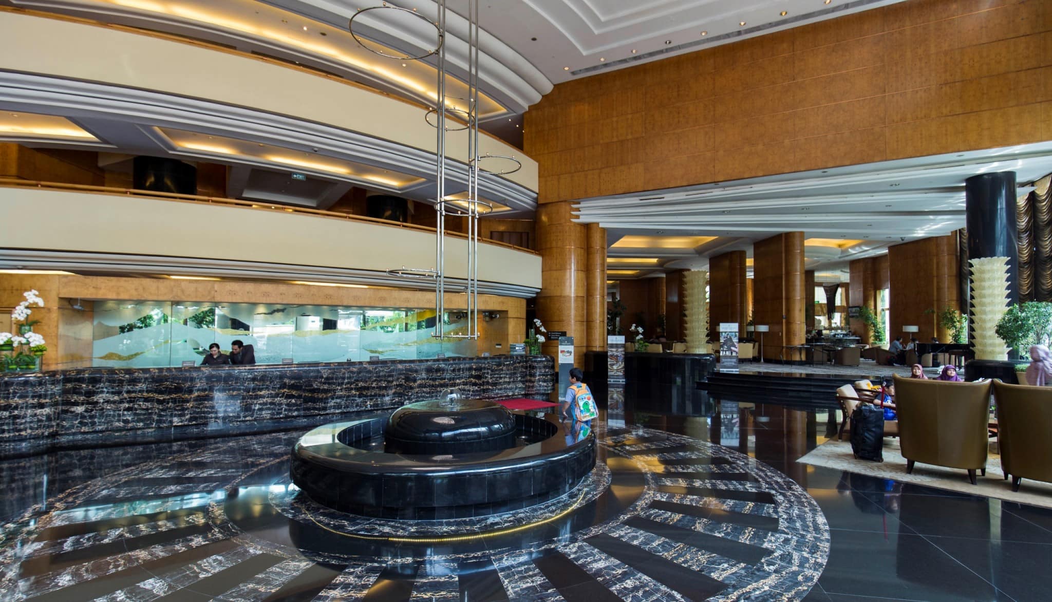 INDONESIA - Intercontinental Jakarta Midplaza; a central luxury