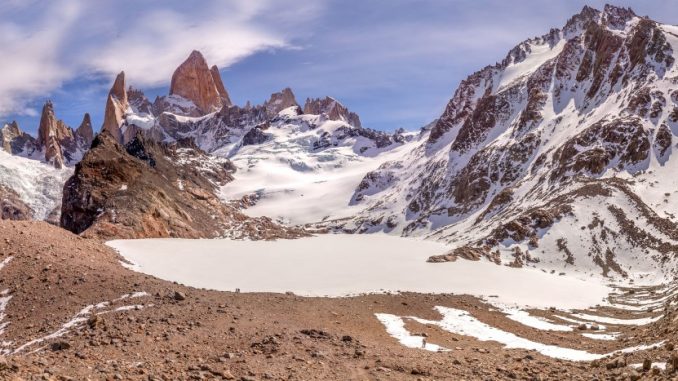 ARGENTINA-The-best-hike-in-Patagonia-the-Fitz-Roy-trail