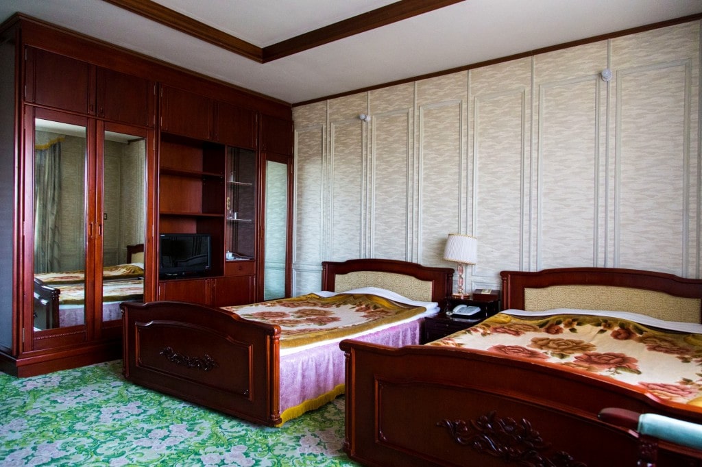 Hotel - Ryonggang Spa House Nampo DPR Korea