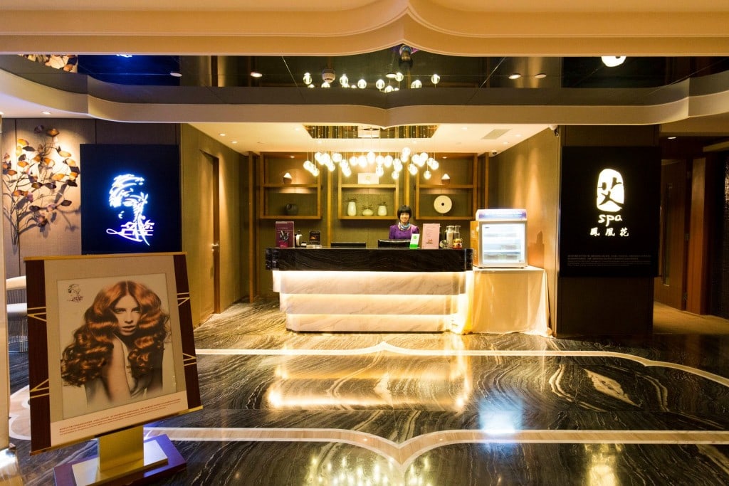 China - Crowne Plaza Xiamen Paragon Hotel Review