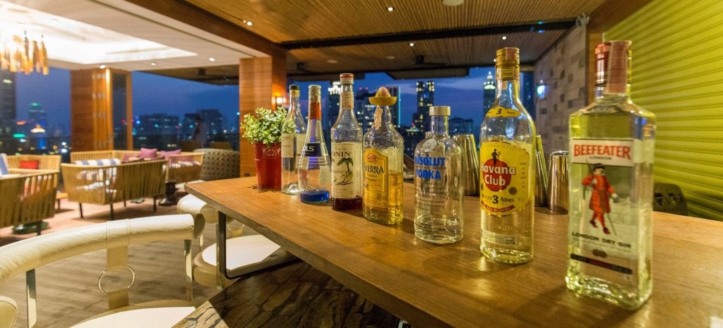Thailand - Bangkok - Indigo Wireless Road Hotel Review