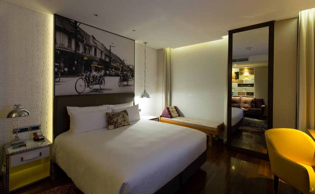 Thailand - Bangkok - Indigo Wireless Road Hotel Review