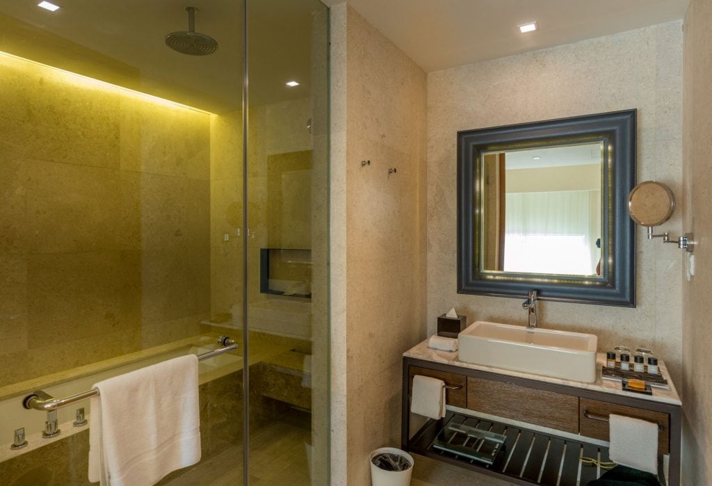 MALAYSIA - Two nights at Lanson Place Kuala Lumpur; luxury serviced apartments