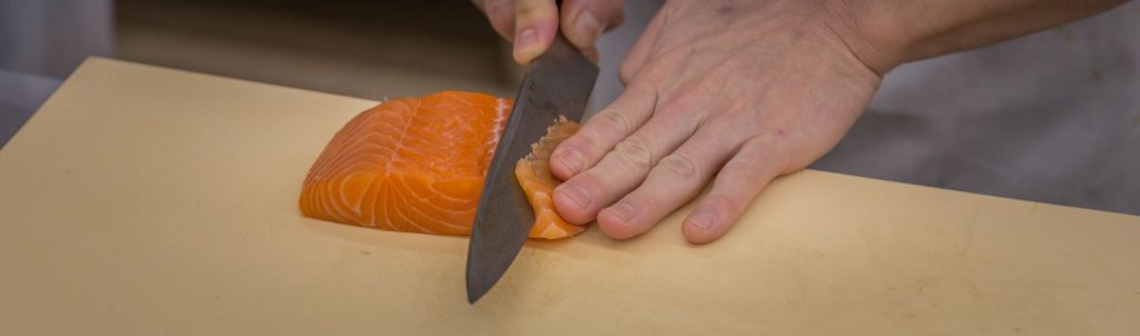 JAPAN - Experience Tokyo: Tsukiji fish market & a sushi workshop