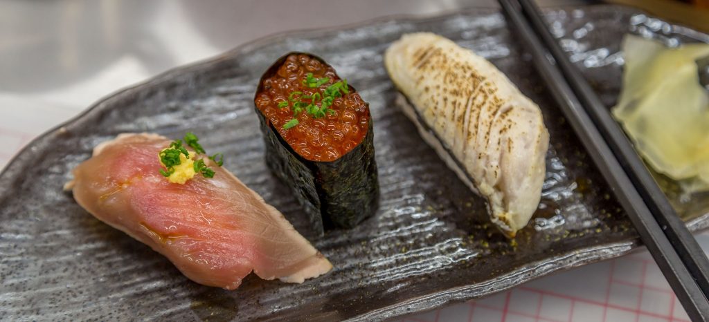 JAPAN - Experience Tokyo: Tsukiji fish market & a sushi workshop