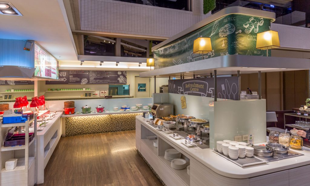 TAIWAN - Stay downtown Taichung, stay at Holiday Inn Express Taichung Park
