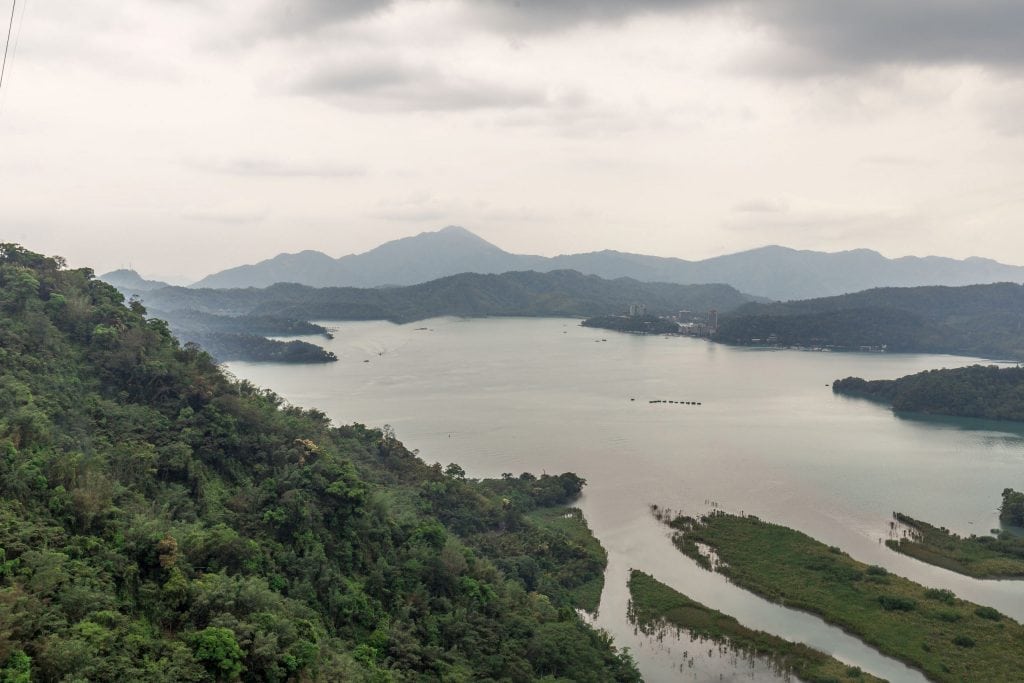 TAIWAN - Ultimate 14 days Taiwan road trip itinerary around the island