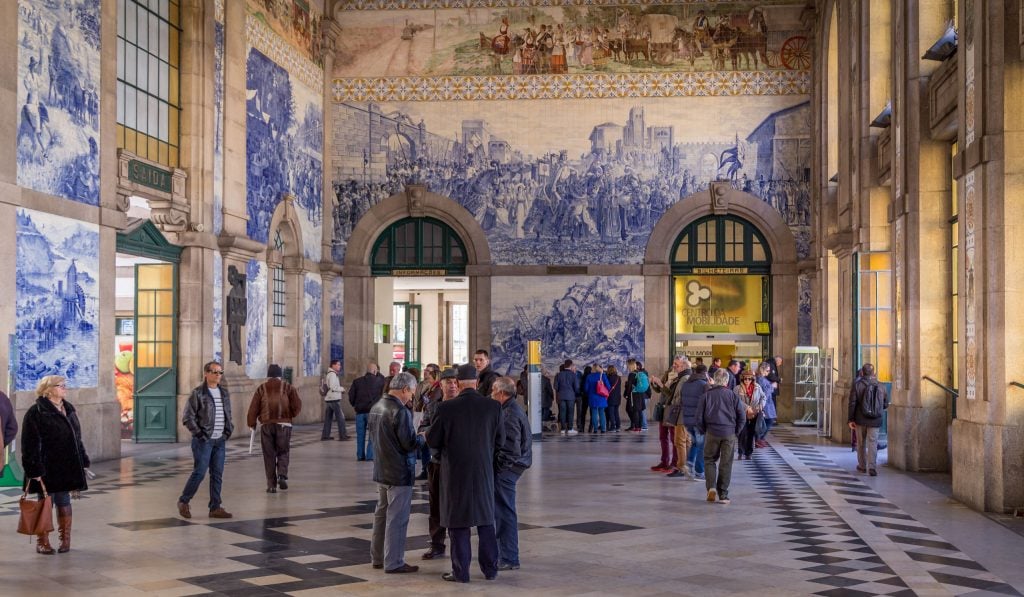 PORTUGAL - Lisbon to Porto: The perfect Portugal itinerary for 7-10 days