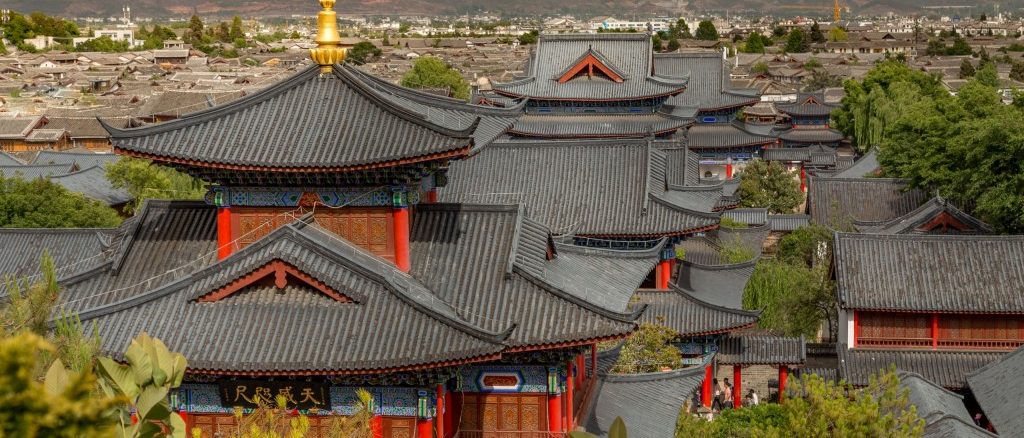 CHINA - Two days in Lijiang old town and outlying small villages