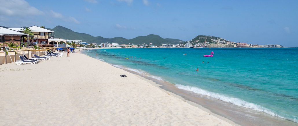 Simpson bay beach - CARIBBEAN - 2 weeks St. Maarten itinerary & island-hopping guide to St. Eustatius & Saba