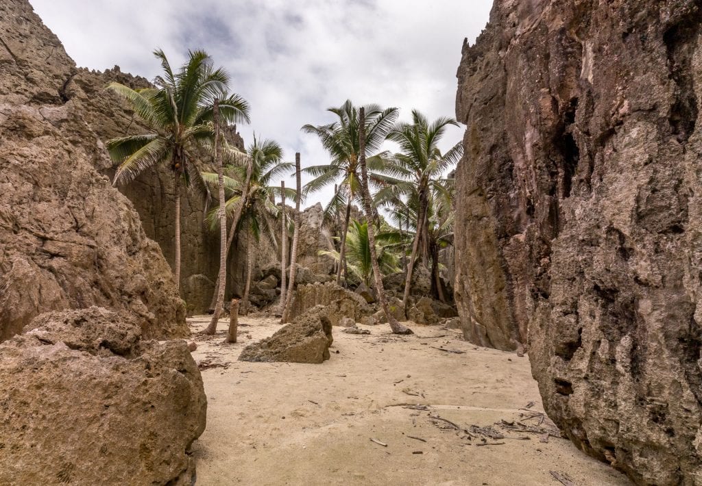 Togo chasm - NIUE - The perfect Niue itinerary for 5 days / 1 week on the Rock
