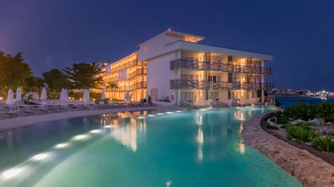 Pool at night - ST. MAARTEN - Sonesta Ocean Point Resort review: Best all-inclusive on St. Maarten Pool at night - ST. MAARTEN - Sonesta Ocean Point Resort review: Best all-inclusive on St. Maarten