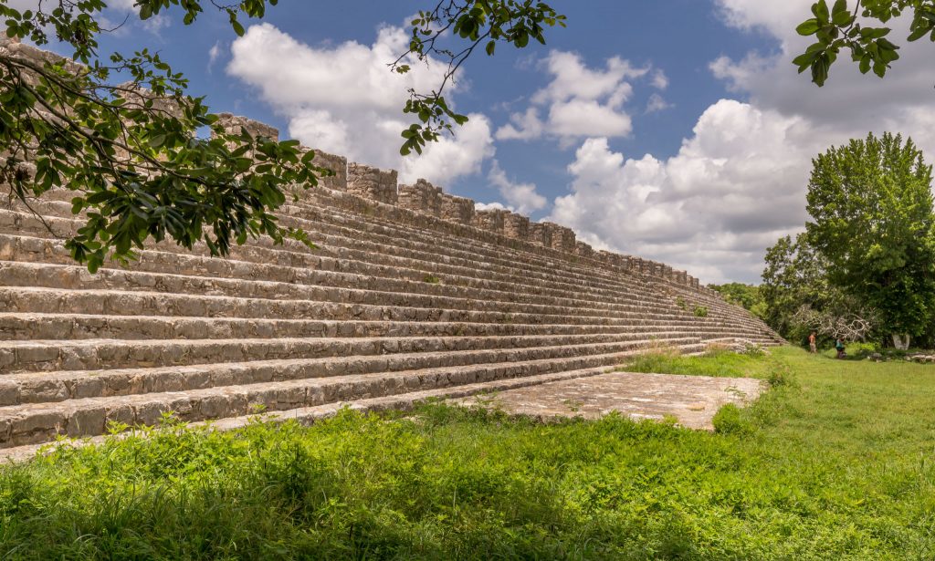 Offices ruins with stairs - MEXICO - Merida day trip itinerary with Dzibilchaltún mayan ruins tour