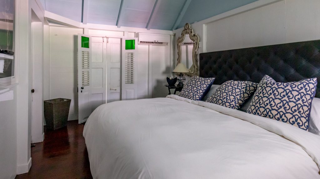 Bedroom - SABA - Best Accommodation: Old World style at the Hidden Garden Villa