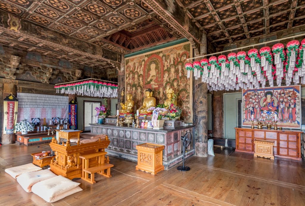 Bongjeongsa Sansa Buddhist Monastery- SOUTH KOREA - Road trip itinerary for 2 or 3 weeks: Seoul to Busan guide by car
