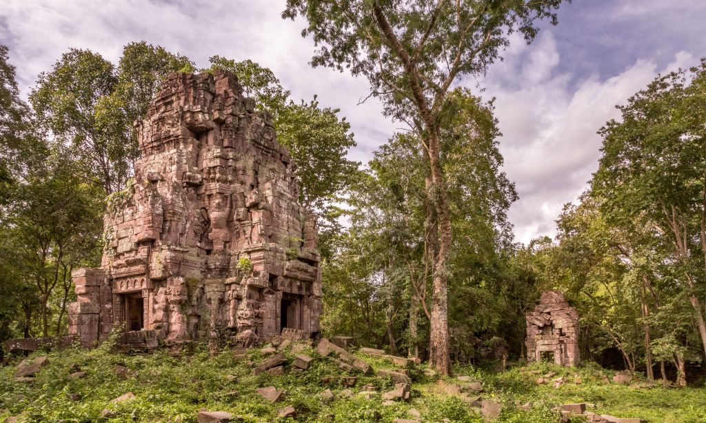 Mebon islands baray - CAMBODIA - Preah Khan de Kompong Svay day trip from Siem Reap, a REAL jungle temple