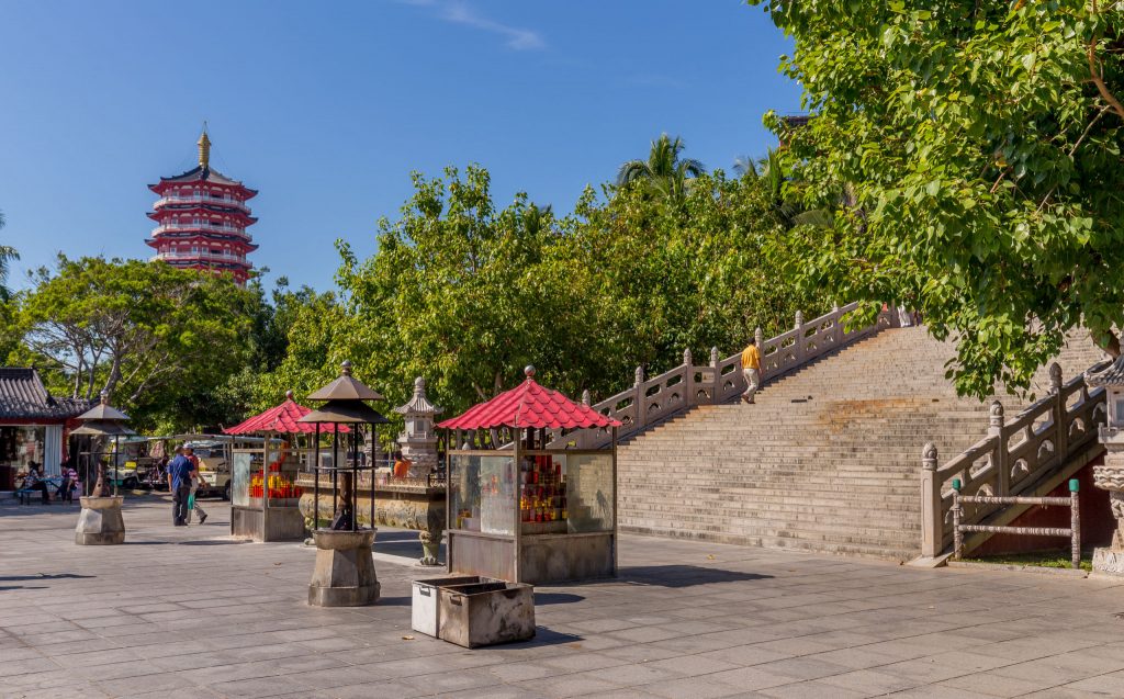 CHINA - Nanshan Temple & Tianya Haijiao Beach as a day trip from Sanya