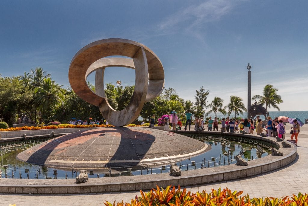 CHINA - Nanshan Temple & Tianya Haijiao Beach as a day trip from Sanya