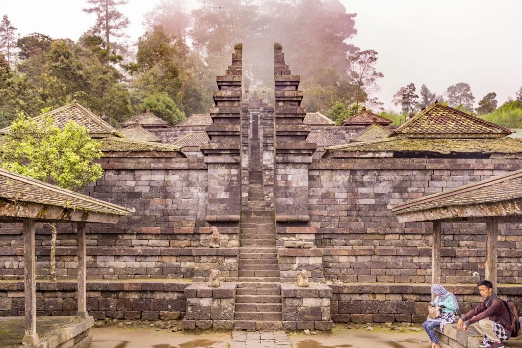 INDONESIA - Ceto & Sukuh Temple and the Sangiran Early Man site from Yogyakarta