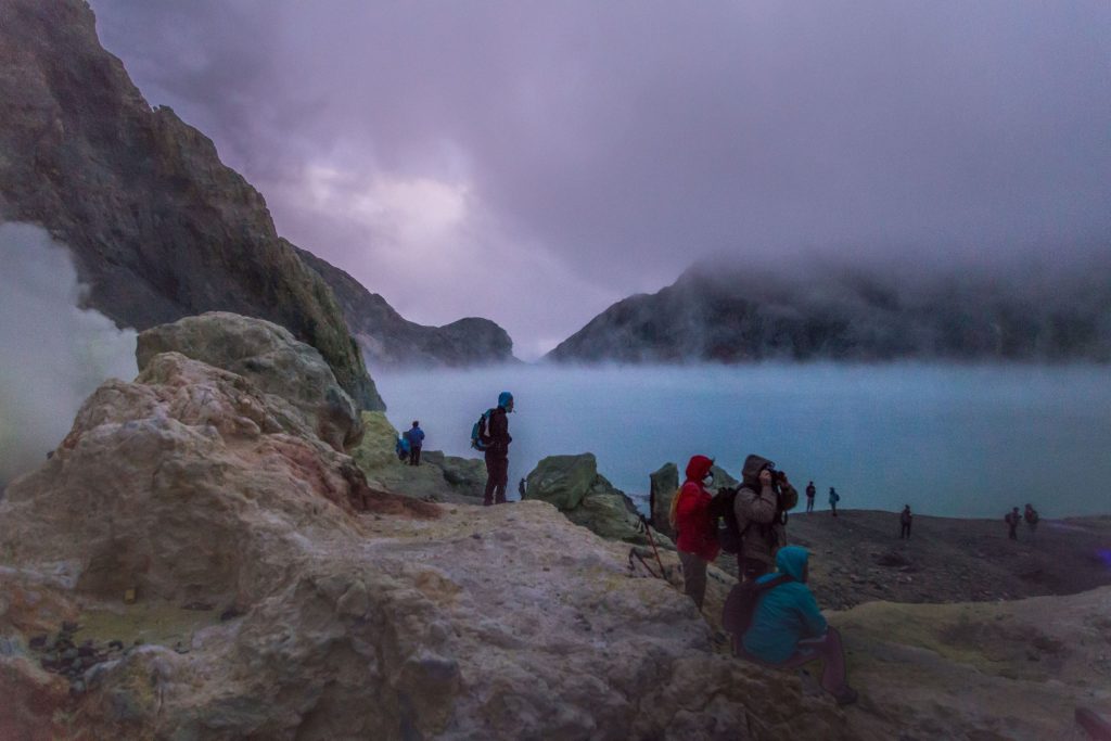 INDONESIA - Hiking the active & toxic Ijen volcano with its sulfur miners and blue fire