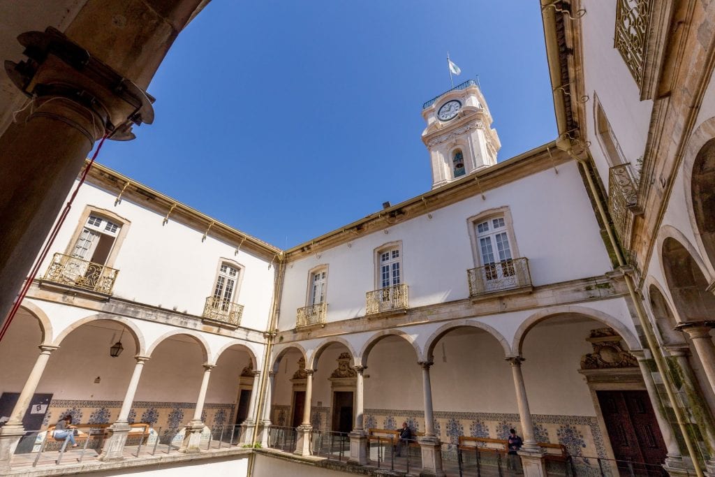 PORTUGAL – A trip to old Coimbra & university on the way from Porto to Lisbon