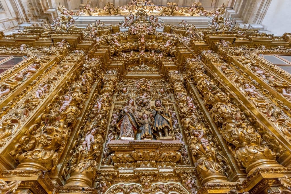 PORTUGAL – A trip to old Coimbra & university on the way from Porto to Lisbon