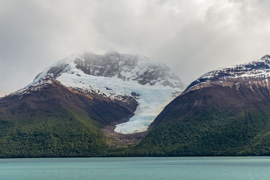 ARGENTINA - Sailing Patagonian glacier lakes while enjoying a luxury five-star lunch