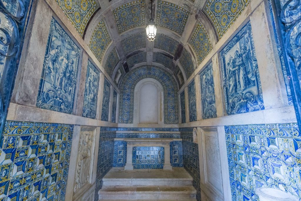 PORTUGAL - Tomar, Batalha and Alcobaça as a day trip from Lisbon