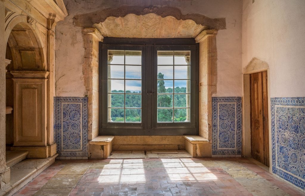 PORTUGAL - Tomar, Batalha and Alcobaça as a day trip from Lisbon