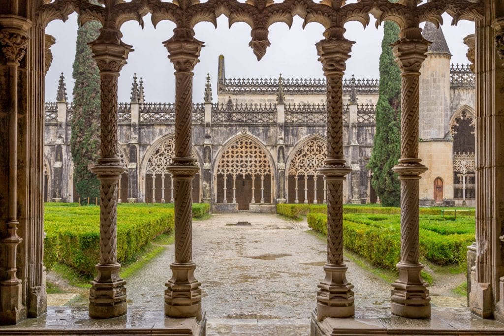 PORTUGAL - Tomar, Batalha and Alcobaça as a day trip from Lisbon
