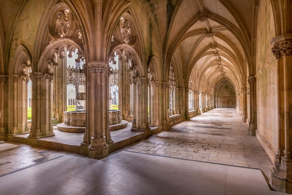 PORTUGAL - Tomar, Batalha and Alcobaça as a day trip from Lisbon