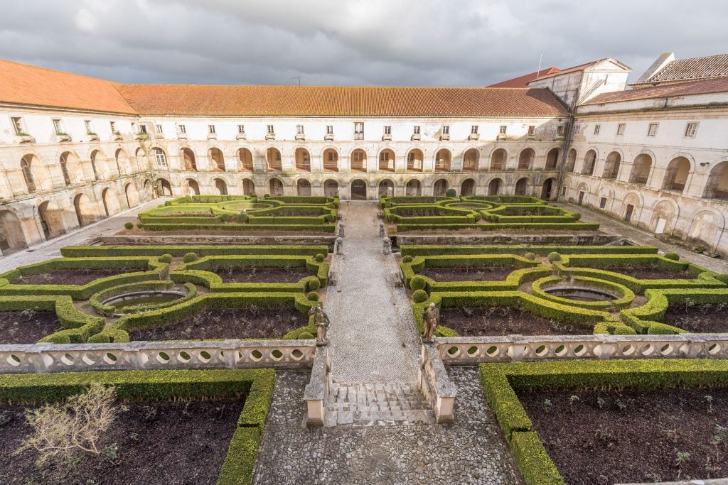 PORTUGAL - Tomar, Batalha and Alcobaça as a day trip from Lisbon