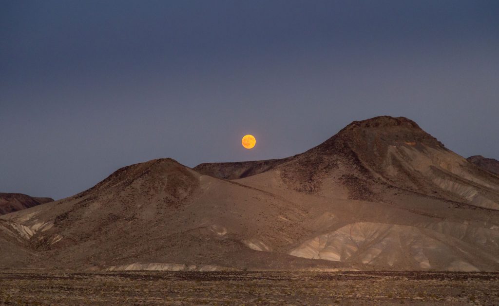 USA - Driving off road in the Death Valley: Titus Canyon & Racetrack Playa