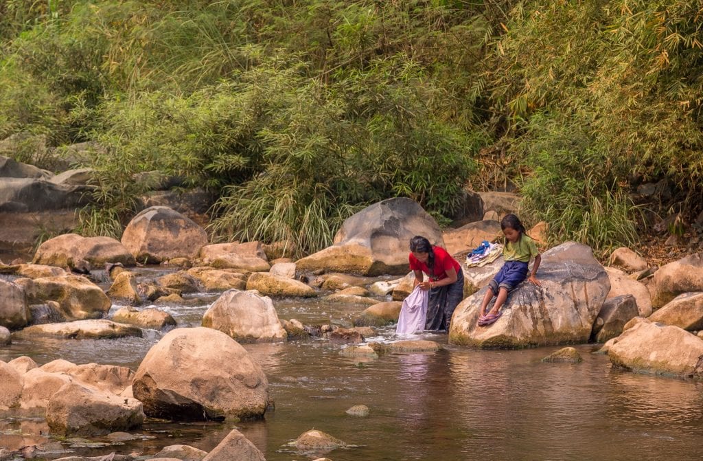 LAOS – Country side and the Kuang Si Falls as a day trip from Luang Prabang