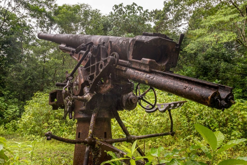 Anti air canon close up - SOLOMON ISLANDS - Skull Island Munda & New Georgia WWII history day trip