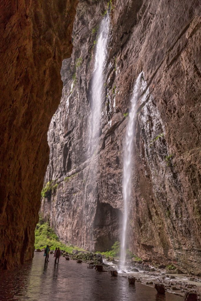 Heilong waterfall Three Natural Bridges - CHINA – Wulong Karst National Park day trip from Chongqing