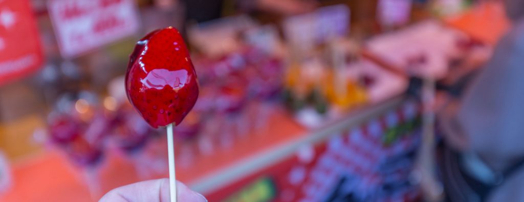 Ikuta shrine - JAPAN - 1-day trip to Kobe from Osaka or Kyoto: What to do & where to eat Kobe steak