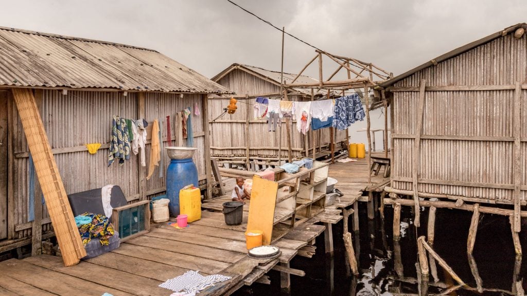 Laundry drying - GHANA - Stilt village Nzulezo on lake Tadane (Beyin); day trip from Takoradi
