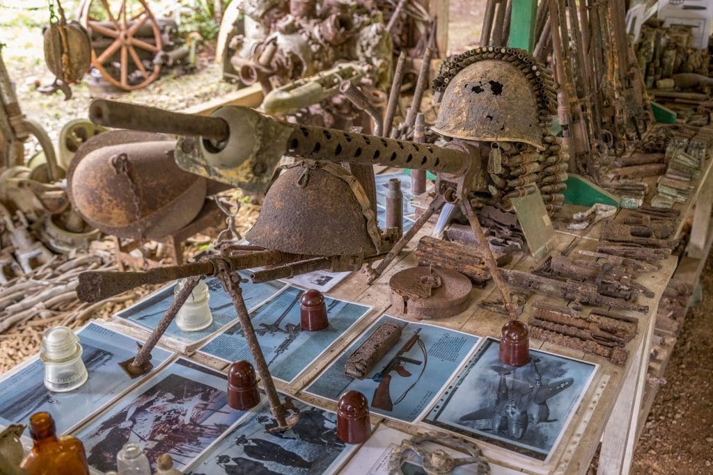 Peter Joseph WWII museum machine gun - SOLOMON ISLANDS - Skull Island Munda & New Georgia WWII history day trip