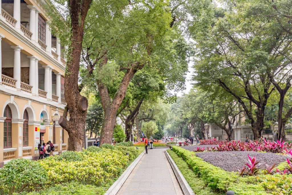Samian Island Avenue - CHINA - Layover in Guangzhou: what to do in 4 -12 hours