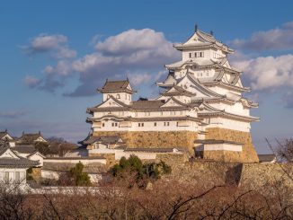 Side View Sunshine Winter - JAPAN - Day trip to Himeji Castle from Osaka (or Kobe / Kyoto)