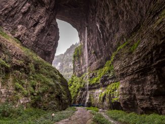 Tianlong waterfall Three Natural Bridges - CHINA – Wulong Karst National Park day trip from Chongqing
