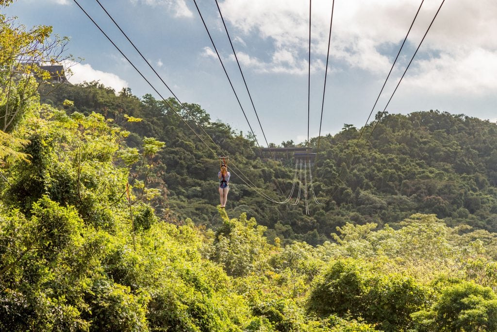 Zip Line - CHINA - Yanoda and Binglanggu Li & Miao: 2 must see parks near Sanya