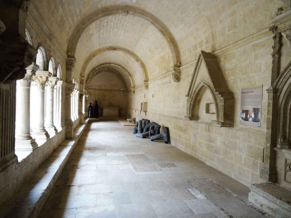 FRANCE – Montmajour & Silvacane Abbey, Glanum and Salagon: leg 4 of our South France road trip itinerary