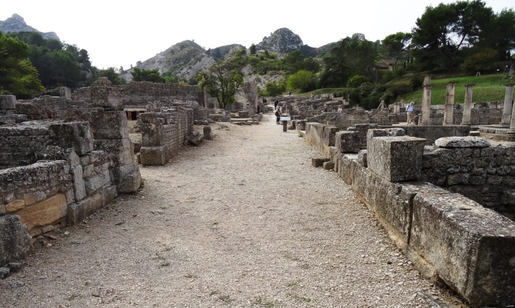 FRANCE – Montmajour & Silvacane Abbey, Glanum and Salagon: leg 4 of our South France road trip itinerary