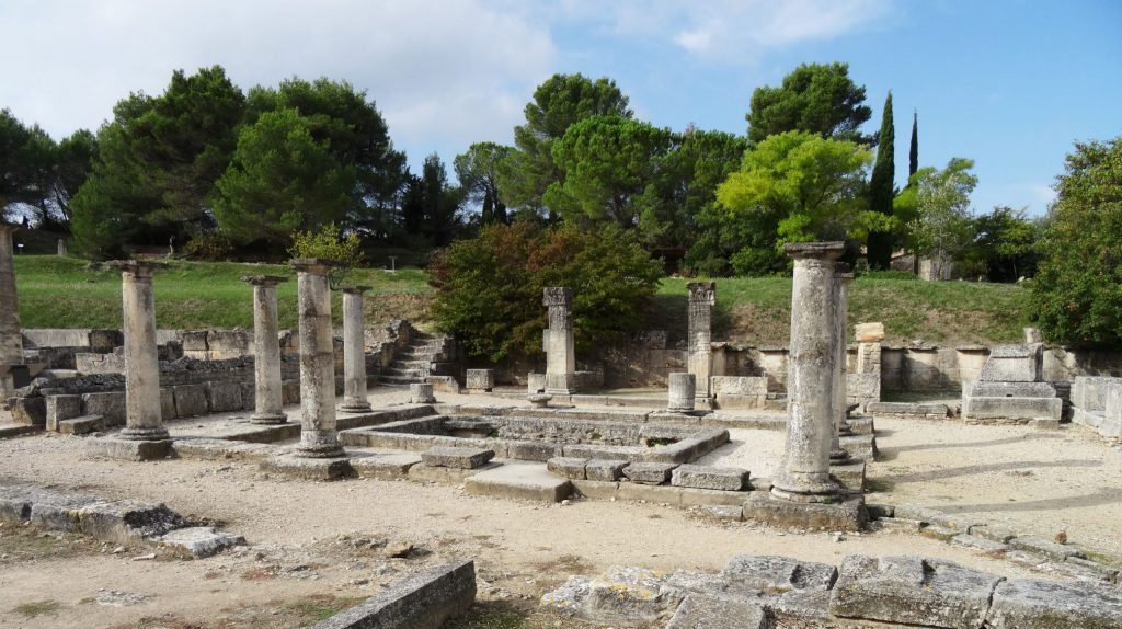 FRANCE – Montmajour & Silvacane Abbey, Glanum and Salagon: leg 4 of our South France road trip itinerary