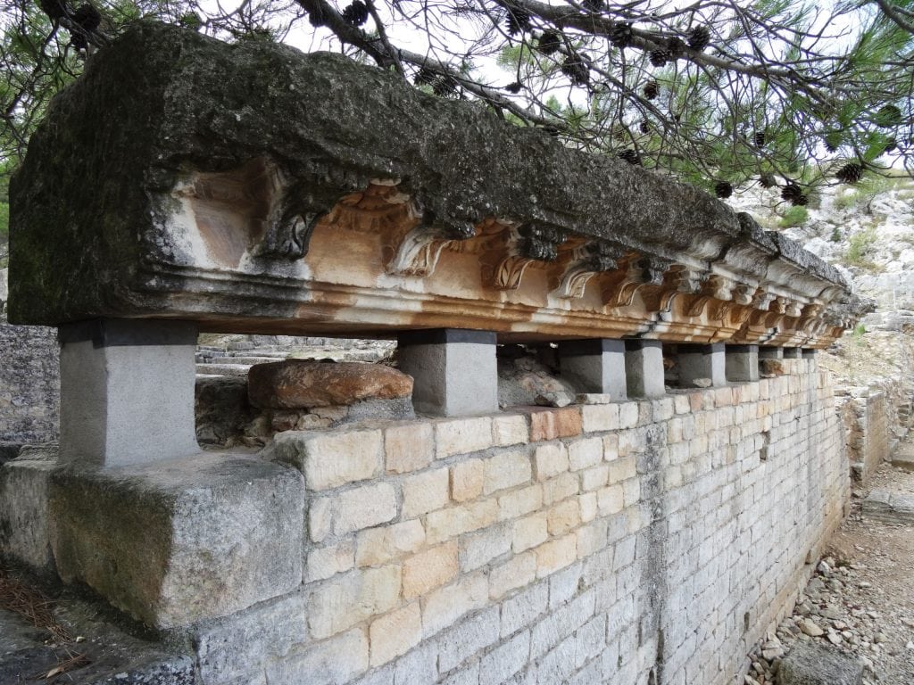 FRANCE – Montmajour & Silvacane Abbey, Glanum and Salagon: leg 4 of our South France road trip itinerary