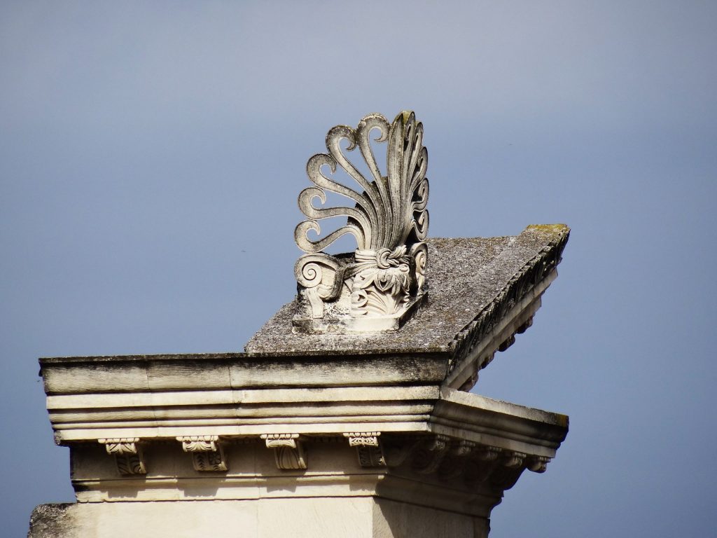 FRANCE – Montmajour & Silvacane Abbey, Glanum and Salagon: leg 4 of our South France road trip itinerary