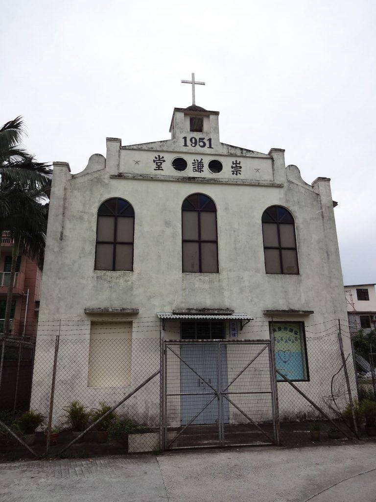HONG KONG - Two Hong Kong heritage trails in the North Territories